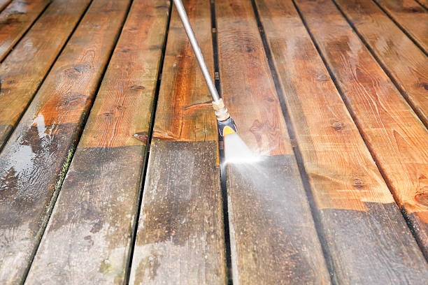 Best Pool Deck Cleaning  in Lehigh Acres, FL
